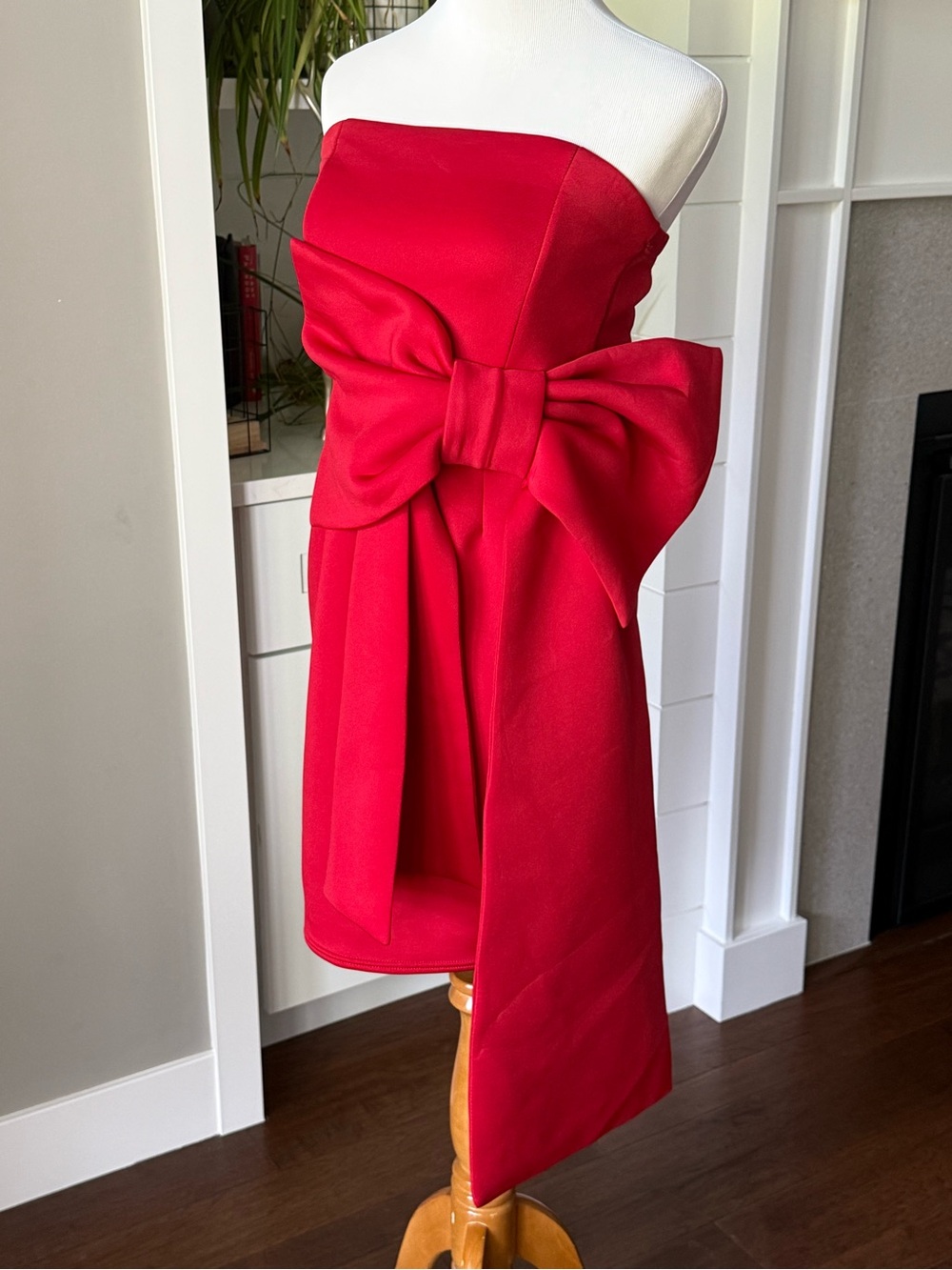 Quiz Size 6 Red Strapless Mini Dress with Statement Bow Stretch America 1776 - Picture 4 of 12